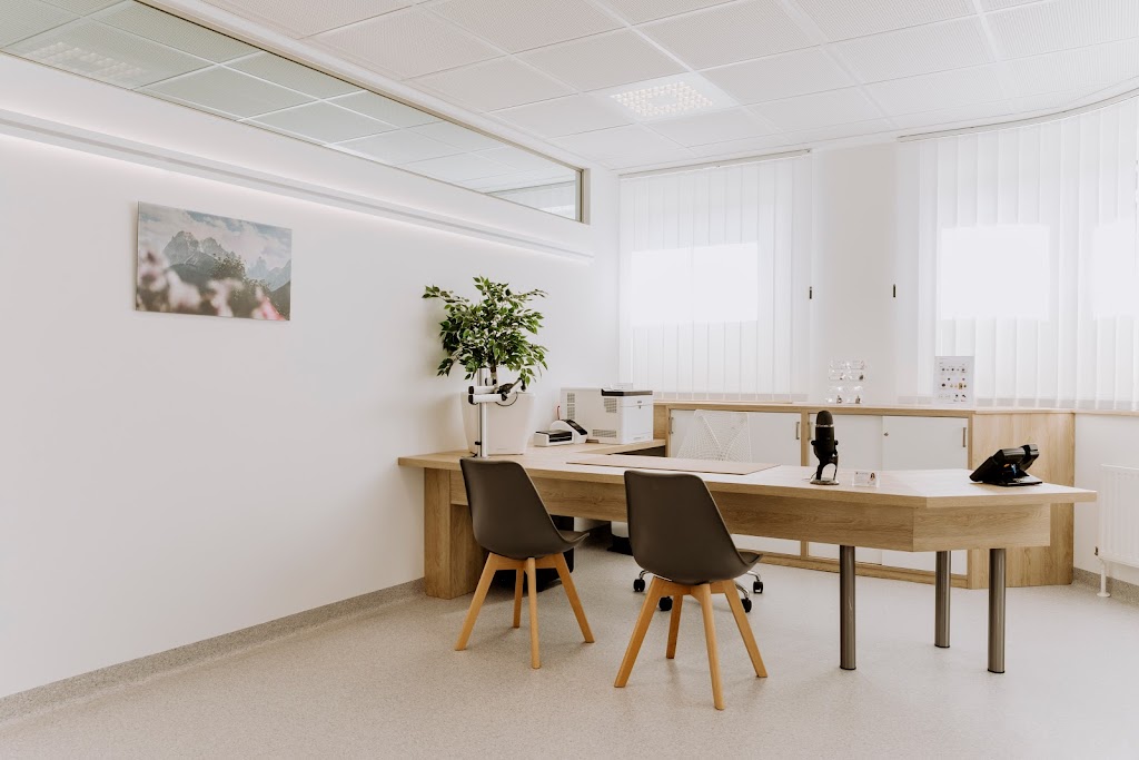 Dr. Meri Knoll Psychiater und Psychotherapeutische Medizin Dr. Meri Knoll Psychiater und Psychotherapeutische Medizin