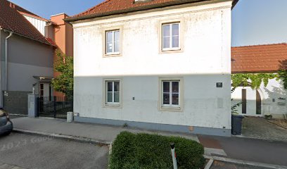 Dr. Zegermacher Gunda