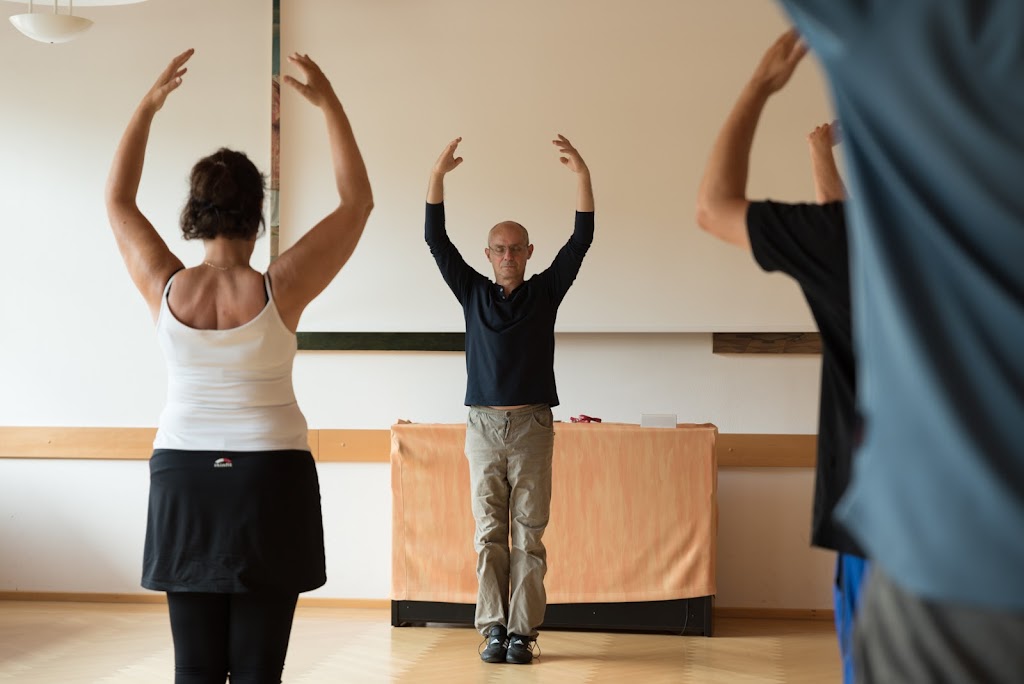 Qigong mit Freude Qigong mit Freude